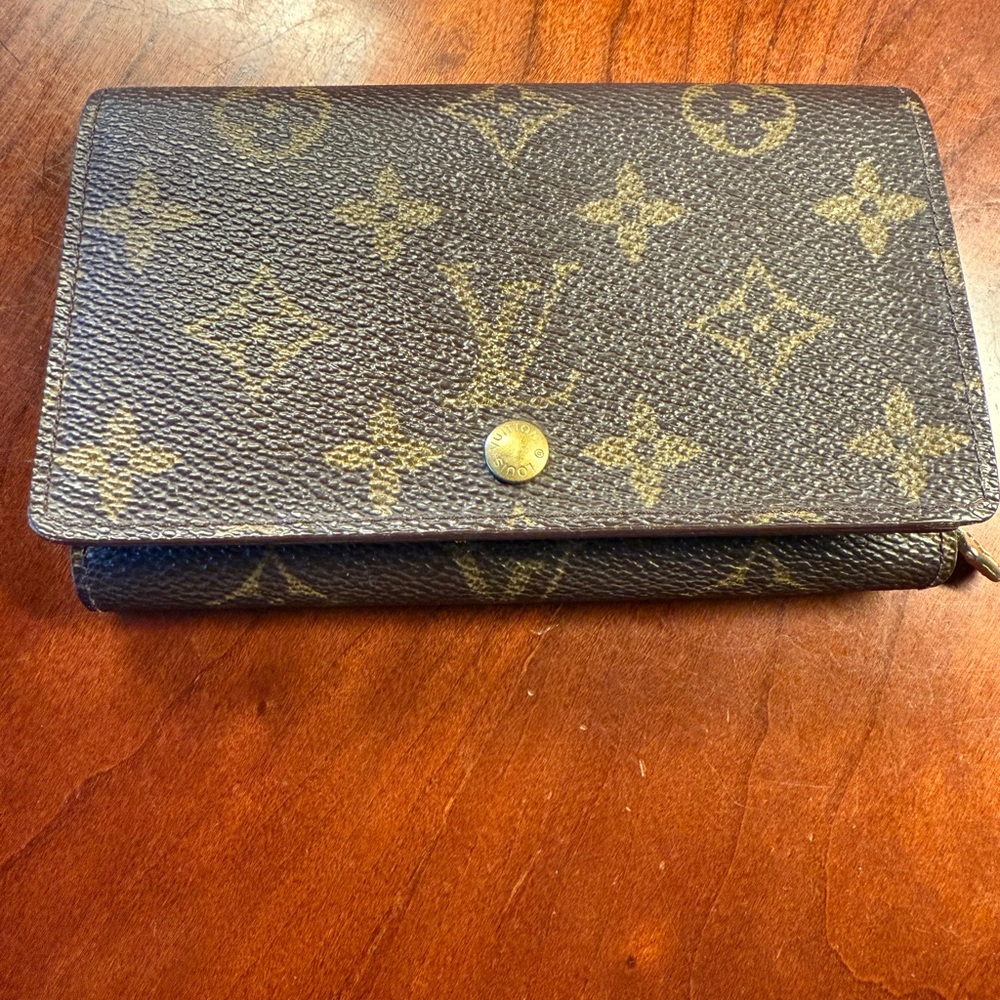 Louis Vuitton Wallet